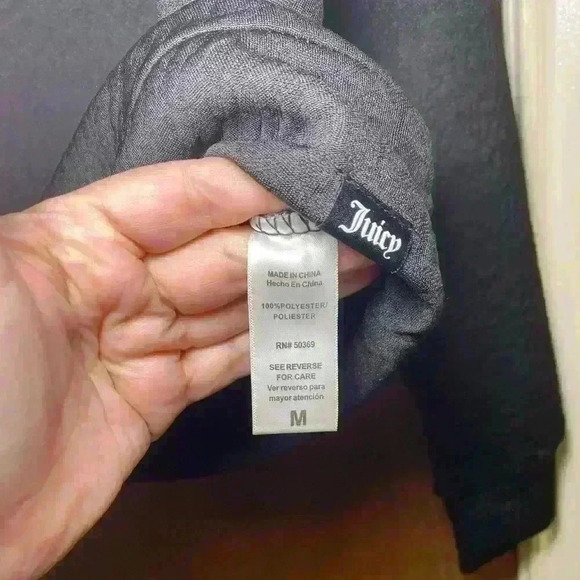 Juicy Couture Sport Black Textured Cropped Sweatshirt Funnel Collar Size Medium - Picture 6 of 12